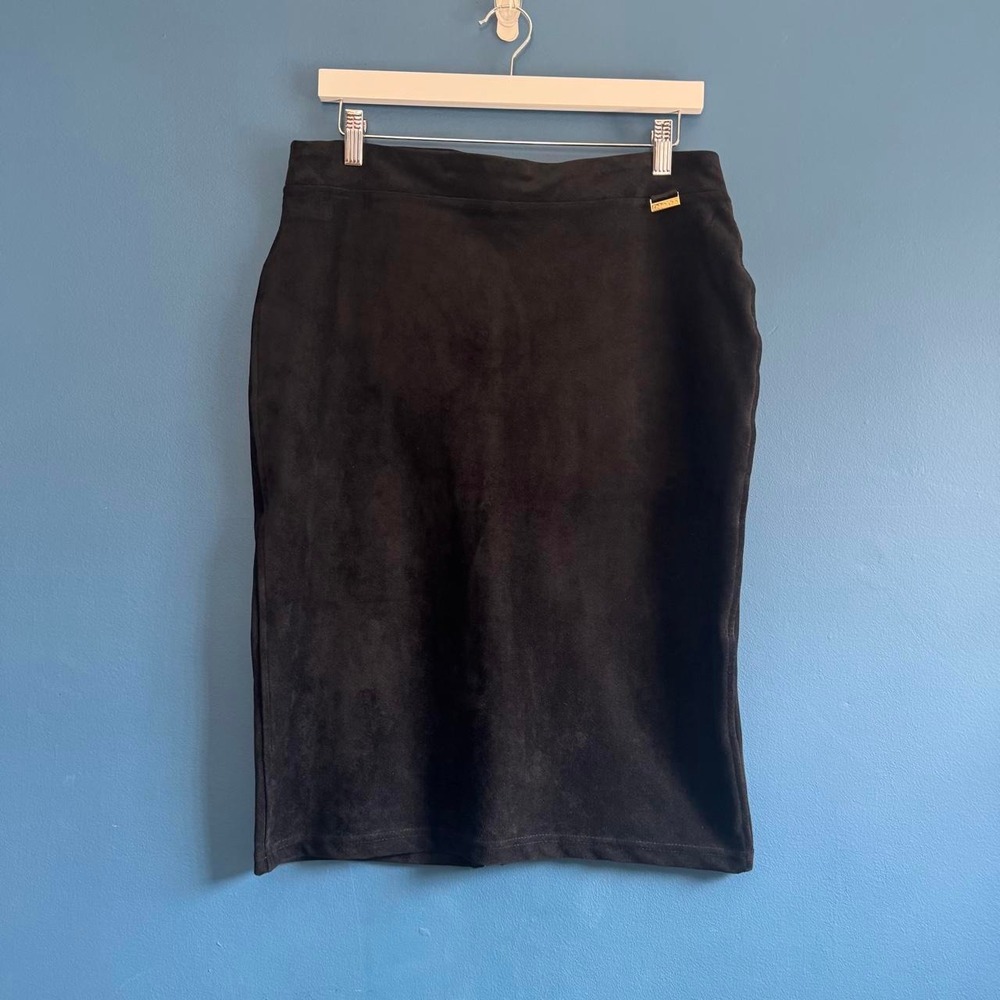 Calvin Klein Black Pencil Skirt Women's Size Medium Faux Suede Office Classic